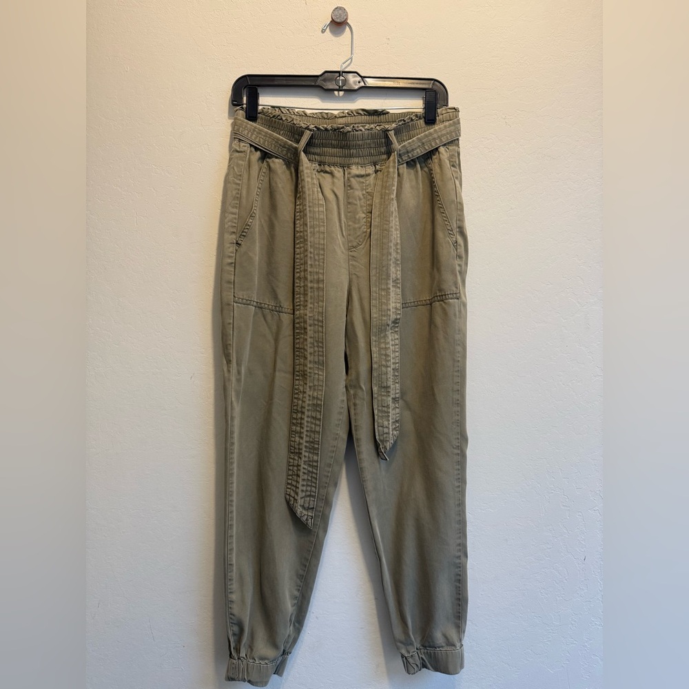 Abercrombie & Fitch Olive Cargo Pants size small women’s
